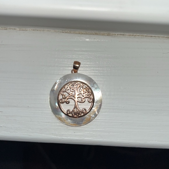Tree Of Life Pendant Rose gold and Pearl NWOT - Picture 4 of 4